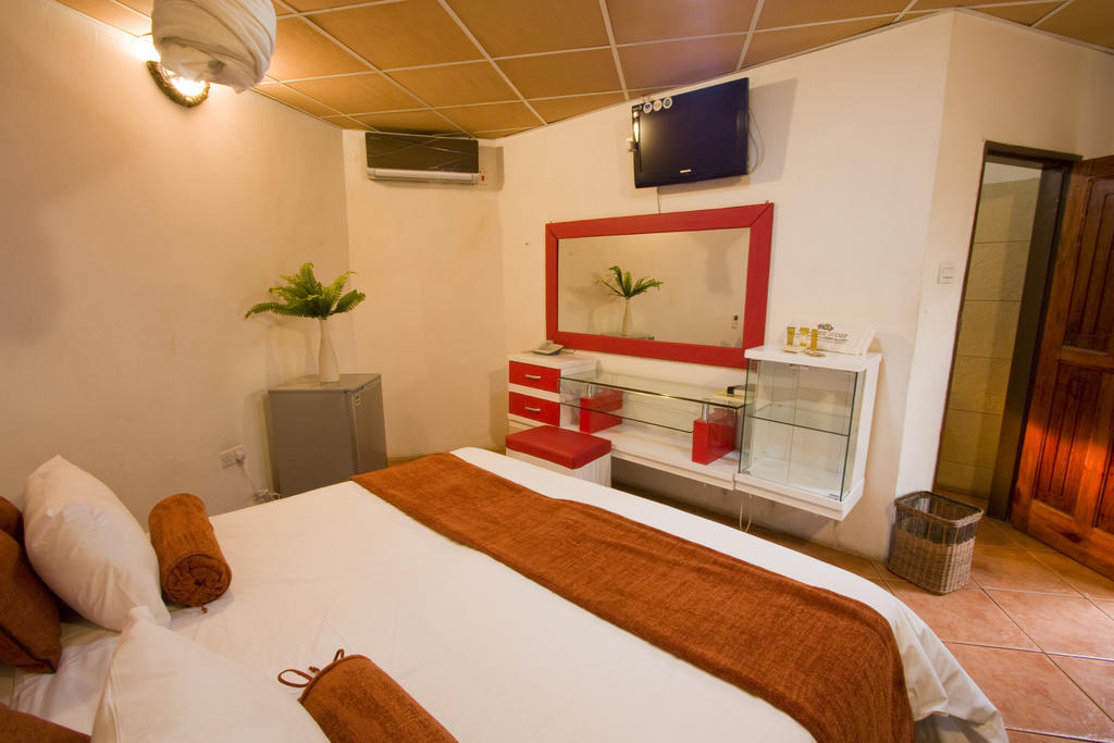 Kaazmein Lodge Ливингстън Екстериор снимка